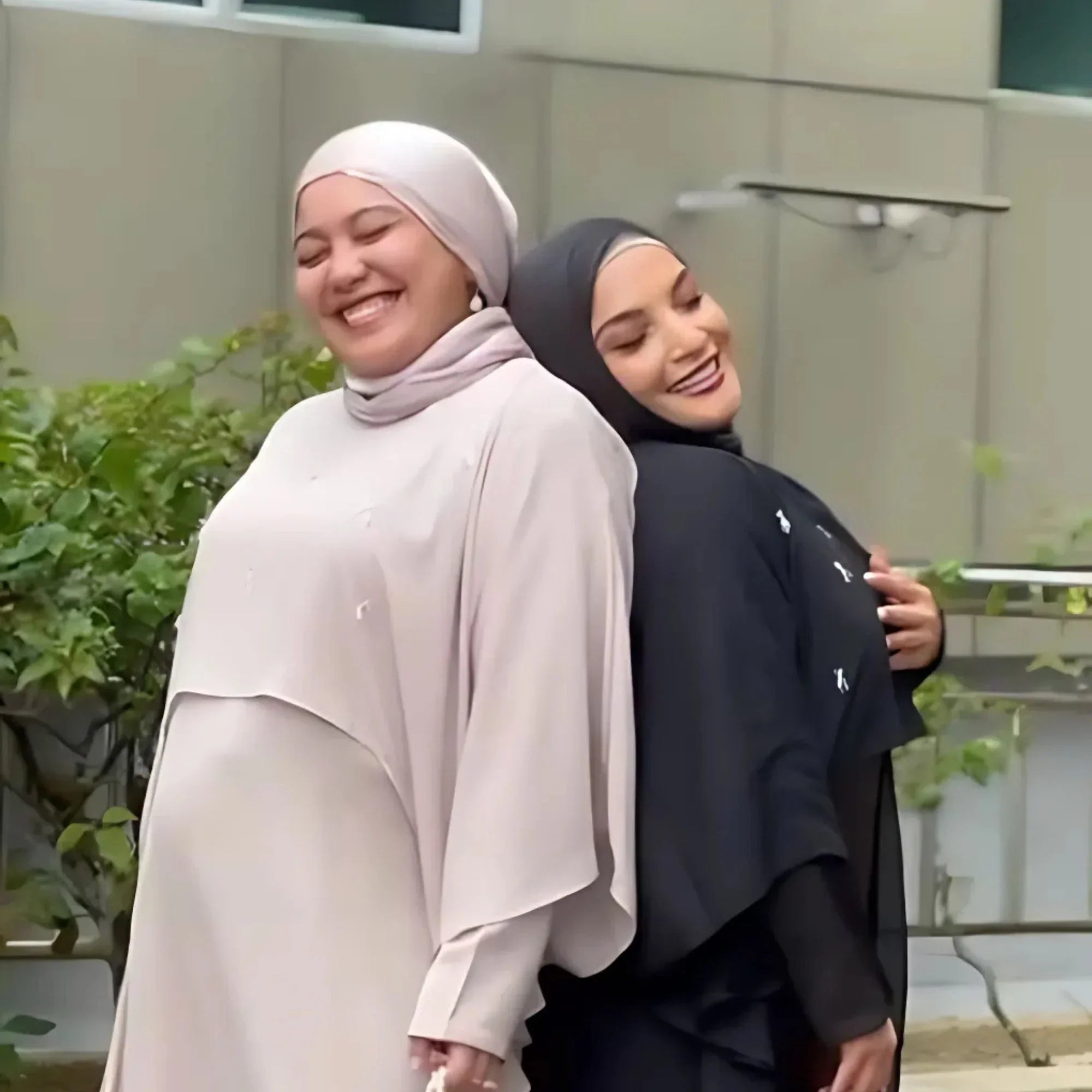 ZahrasBest Jamela Abaya Onyx — Classic Cut