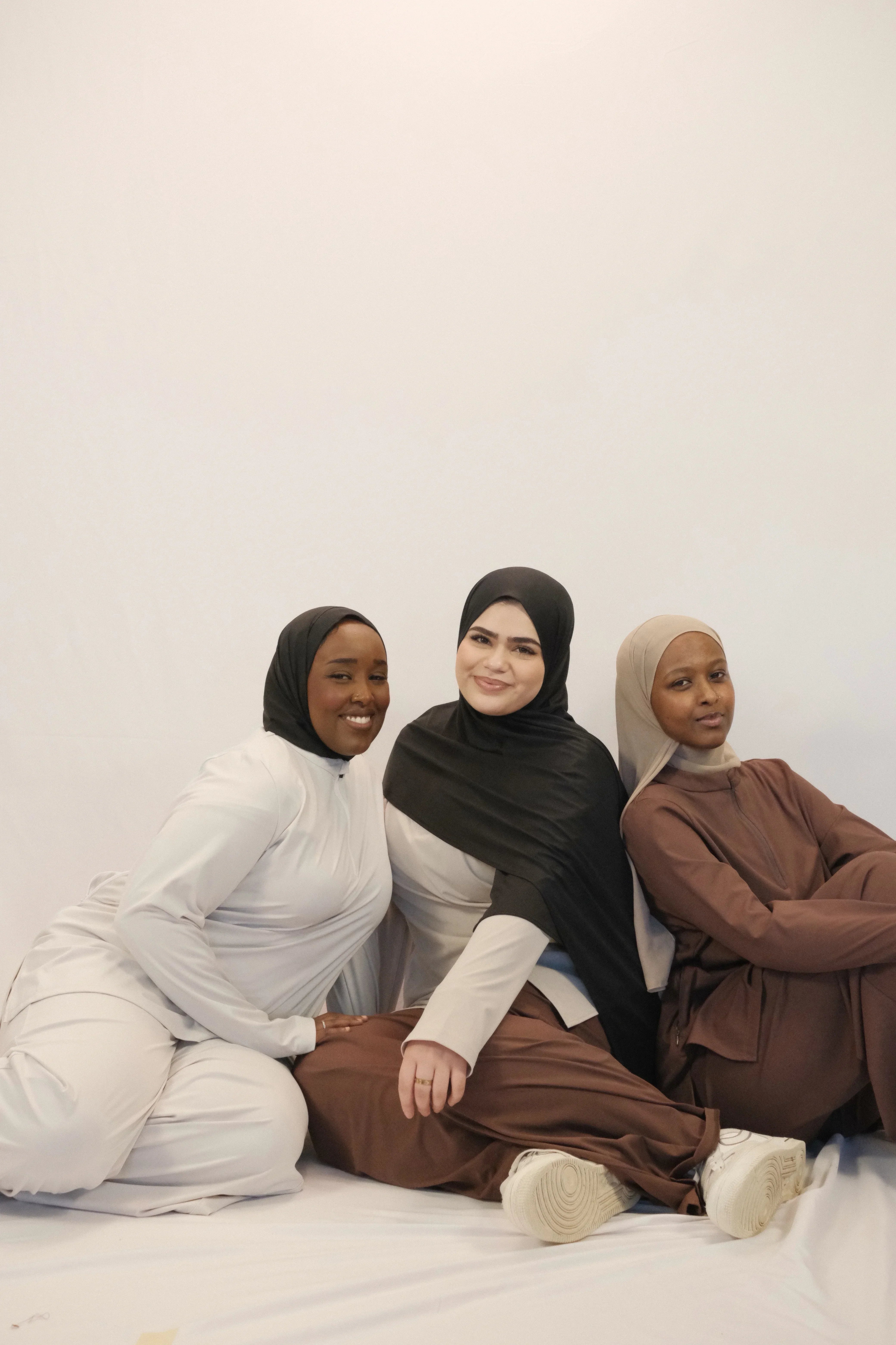 Mira AirFlex Top - Sand Veil - ZAHRA'S BEST