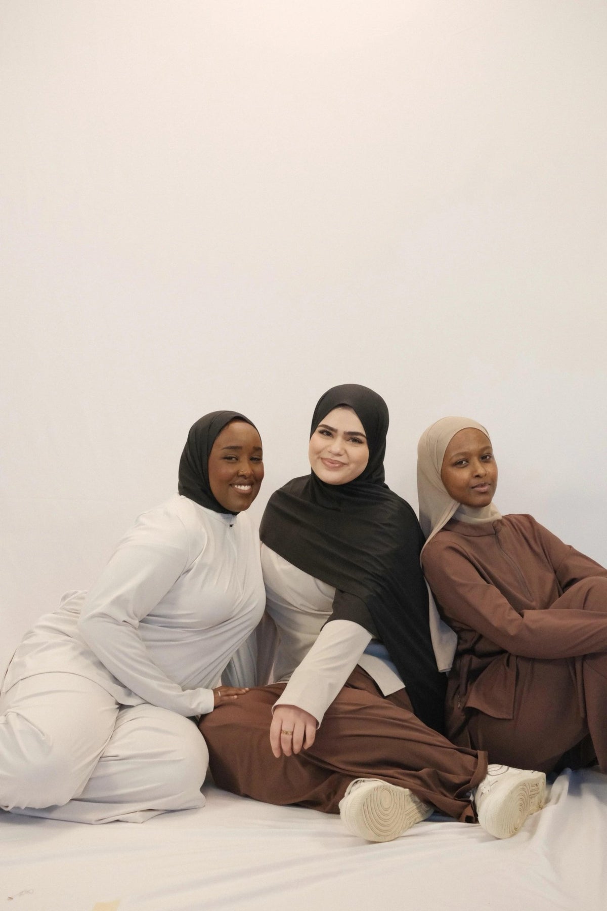 Mira AirFlex Top - Sand Veil - ZAHRA'S BEST